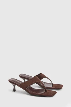 Mules À Talon Avec Bride Entre Les Orteils En Synthétique Coupe Large