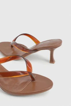 Mules À Talon Avec Bride Transparente Entre Les Orteils