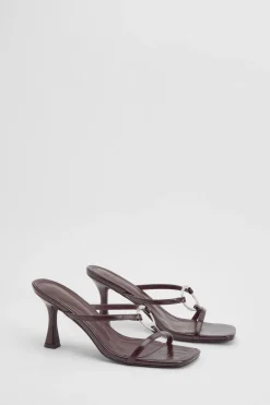 Mules À Talon Avec Détail Anneau Métallique Et Bride Entre-doigts