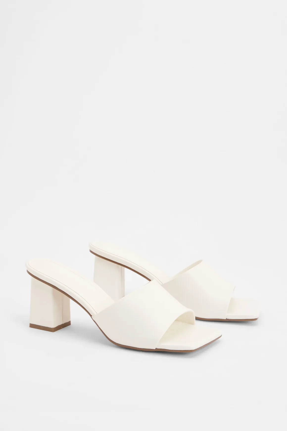 Mules À Talon Bloc Bas Coupe Large