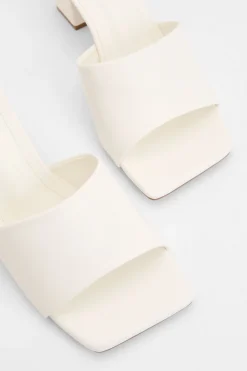 Mules À Talon Bloc Bas Coupe Large
