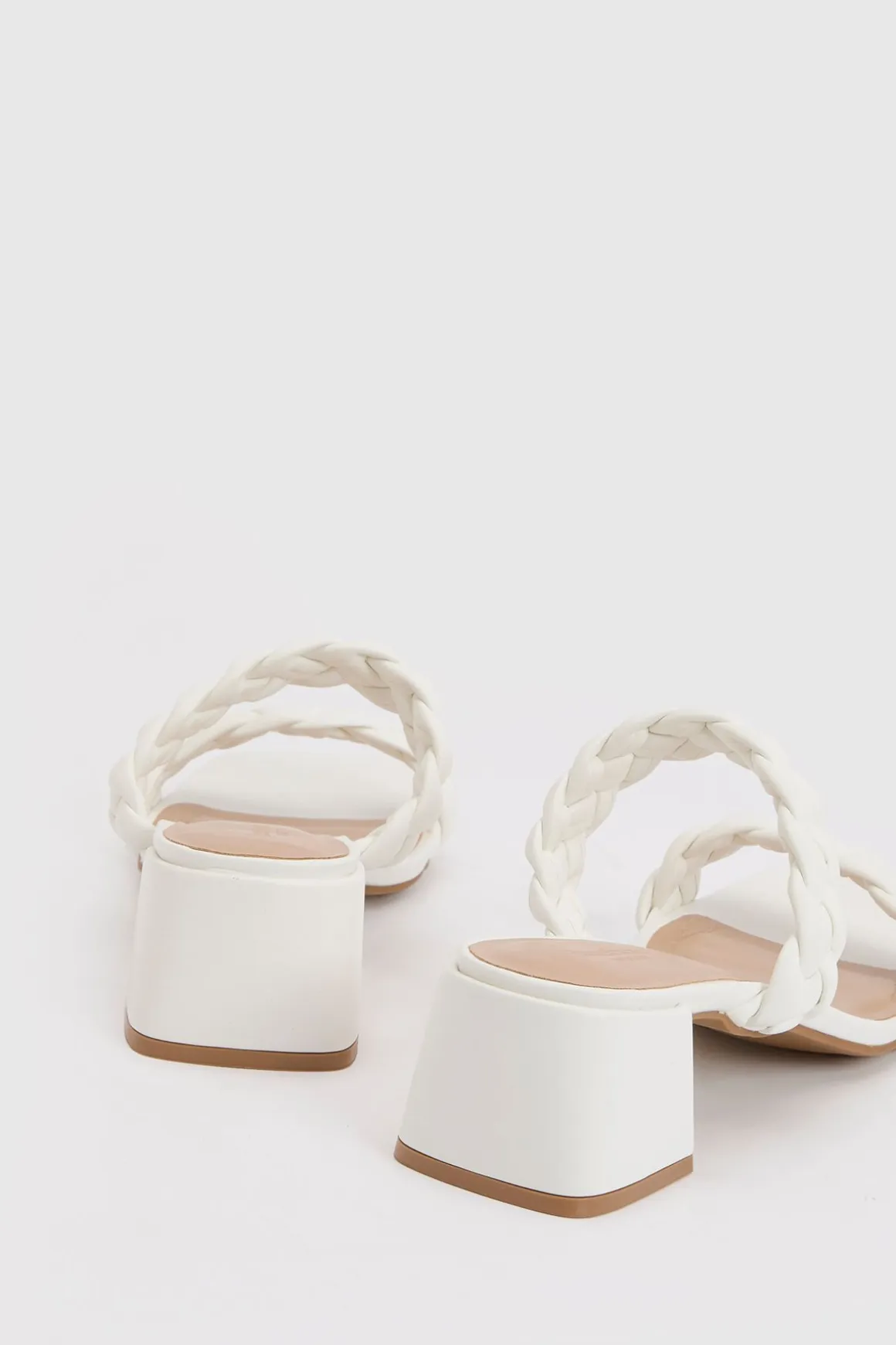 Mules À Talon Bloc Et Brides Tressées Coupe Large