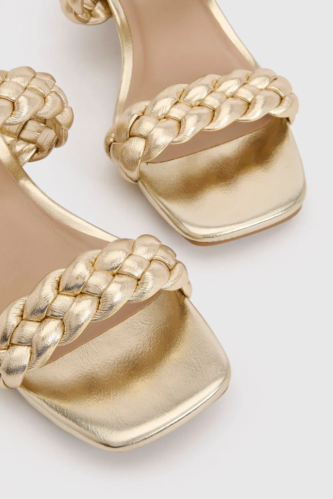 Mules À Talon Bloc Et Brides Tressées Coupe Large