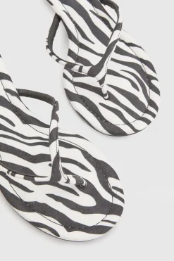 boohoo Mules À Talons Aiguilles Bas À Entredoigt Imprimé En Synthétique< Zebra Print|Chaussures À Talons