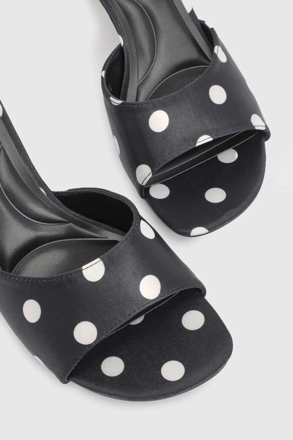 Mules À Talons Aiguilles Bas À Pois