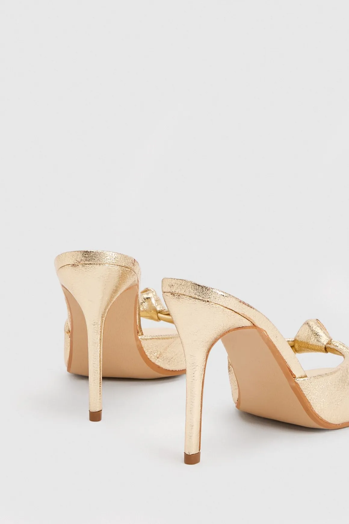 Mules À Talons Aiguilles Hauts Avec Détail Nœud