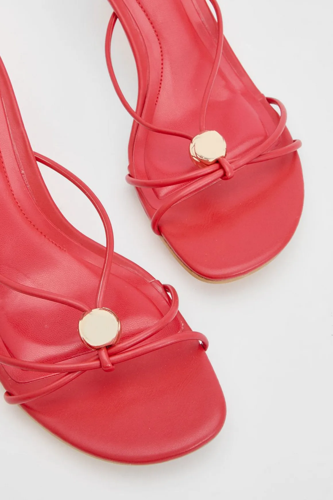 Mules À Talons Avec Brides Et Détail Métallique