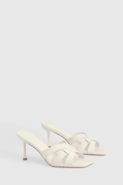 Mules À Talons Avec Détail Ajouré Coupe Large