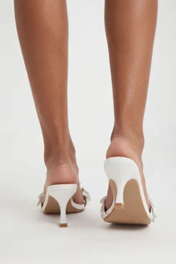Mules À Talons Avec Détail Floral Surdimensionné