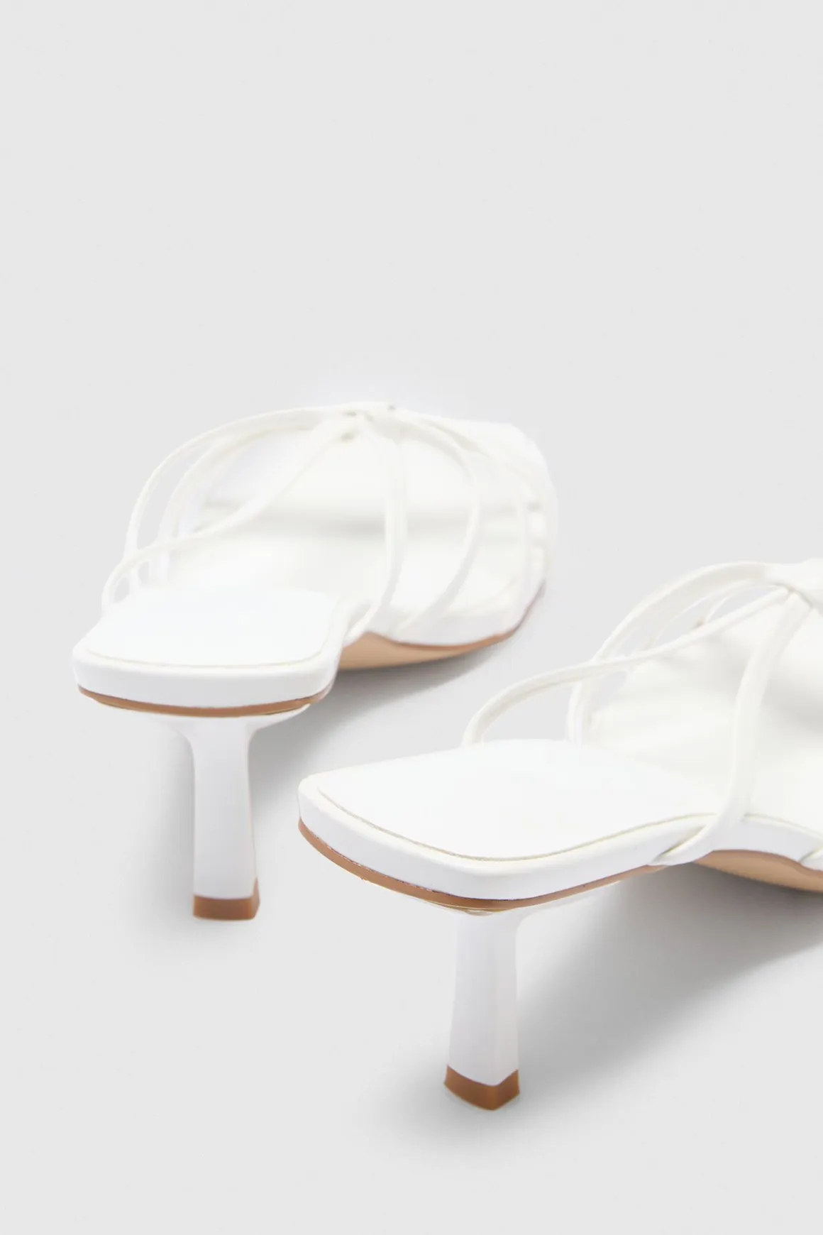 Mules À Talons Avec Détail Nœud Et Brides Coupe Large