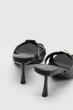 Mules À Talons Coupe Large Avec Détail Métallique Et Brides Croisées Sur Le Devant