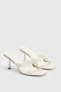 Mules À Talons Coupe Large Avec Détail Métallique Et Brides Croisées