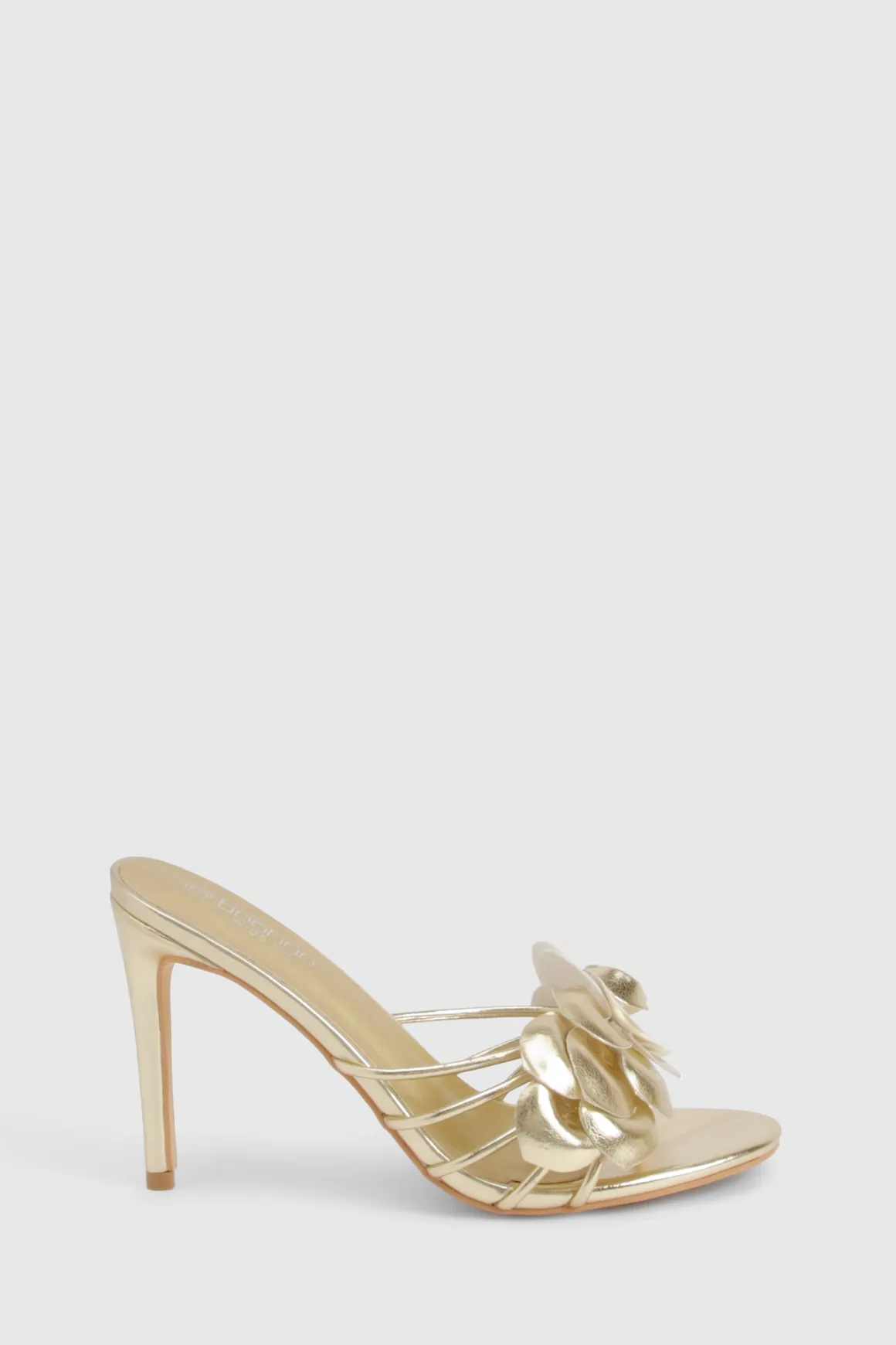 Mules à talons à détails floraux et coupe large