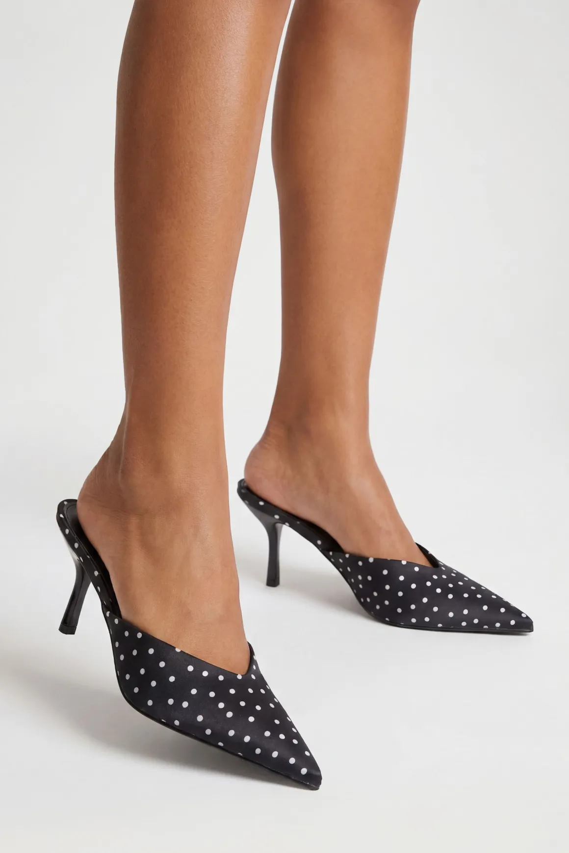 Mules À Talons À Pois Style Escarpin
