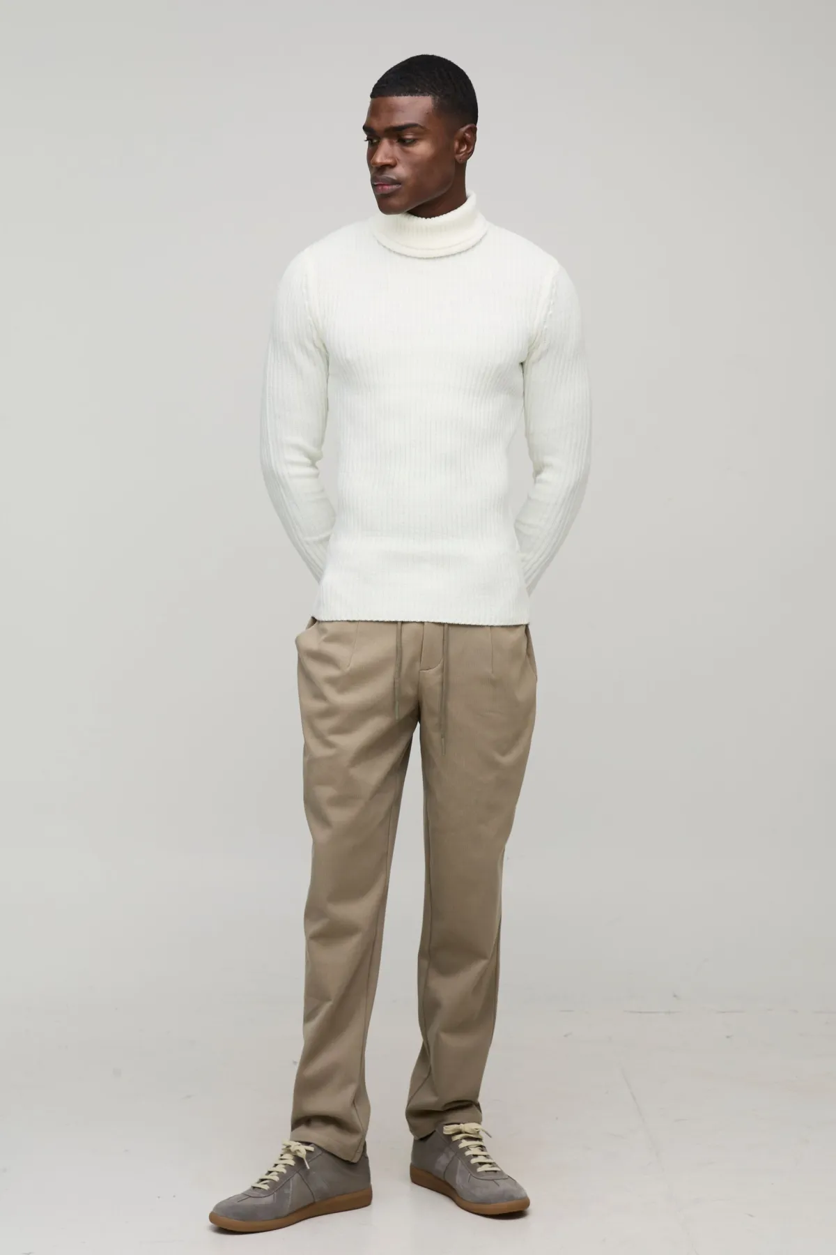 boohooMAN Muscle Fit Pull tricoté côtelé à col roulé<Homme Maille|Mailles