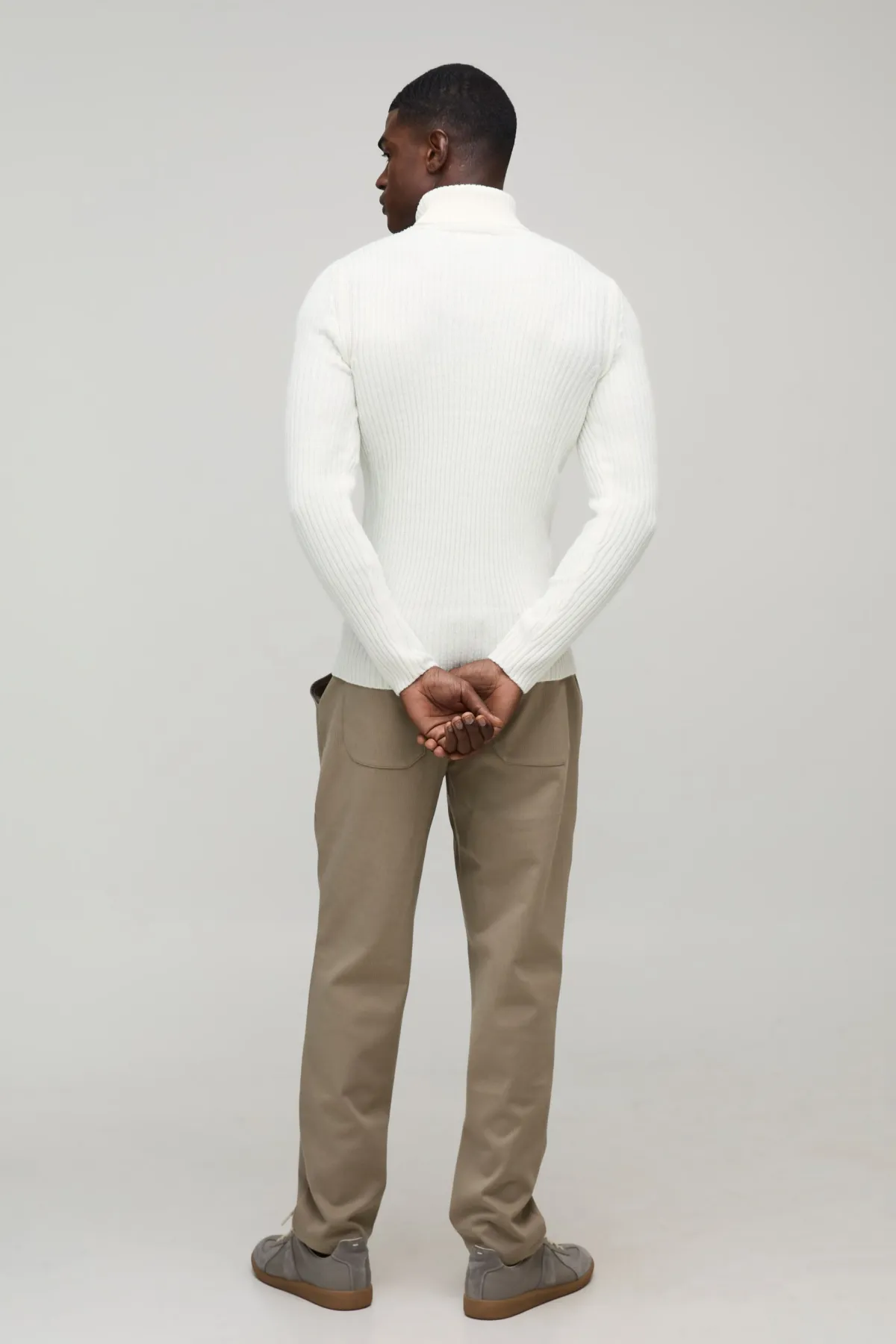 boohooMAN Muscle Fit Pull tricoté côtelé à col roulé<Homme Maille|Mailles