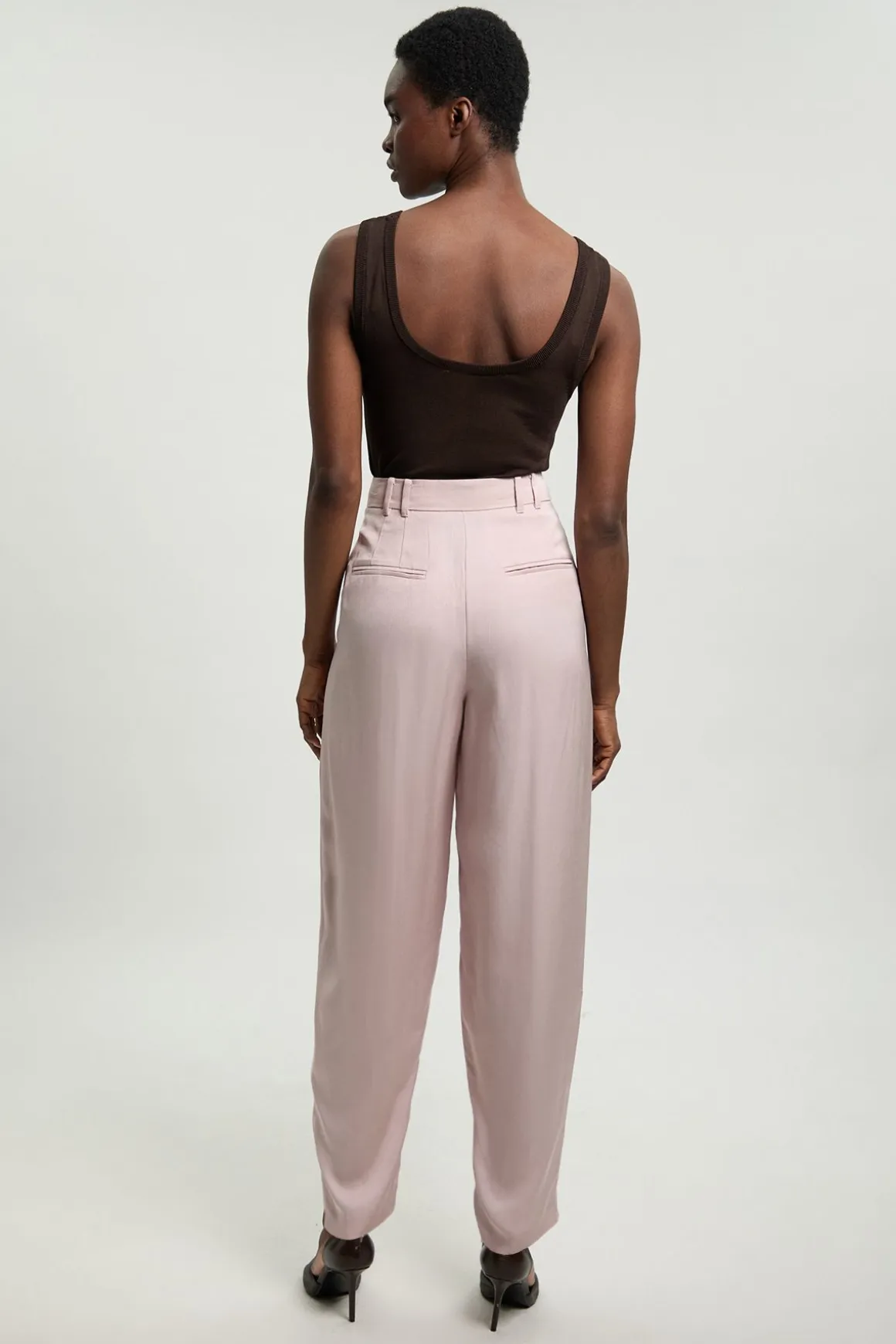 Pantalon Ajusté En Mélange De Lin Poli