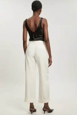 Pantalon Ajusté Extensible À Jambe Tonneau