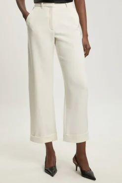Pantalon Ajusté Extensible À Jambe Tonneau