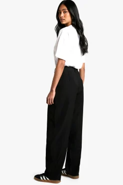 boohoo Pantalon ajusté à jambe tonneau<Femme Pantalons|Tailleurs