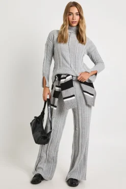 boohoo Pantalon ample en maille côtelée douce mixte à jambes larges<Femme Pulls Et Gilets|Toutes Les Mailles