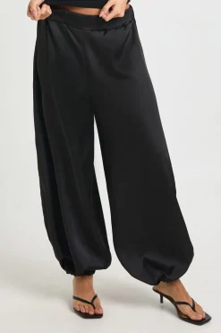 Pantalon Ample En Satin À Taille Élastiquée