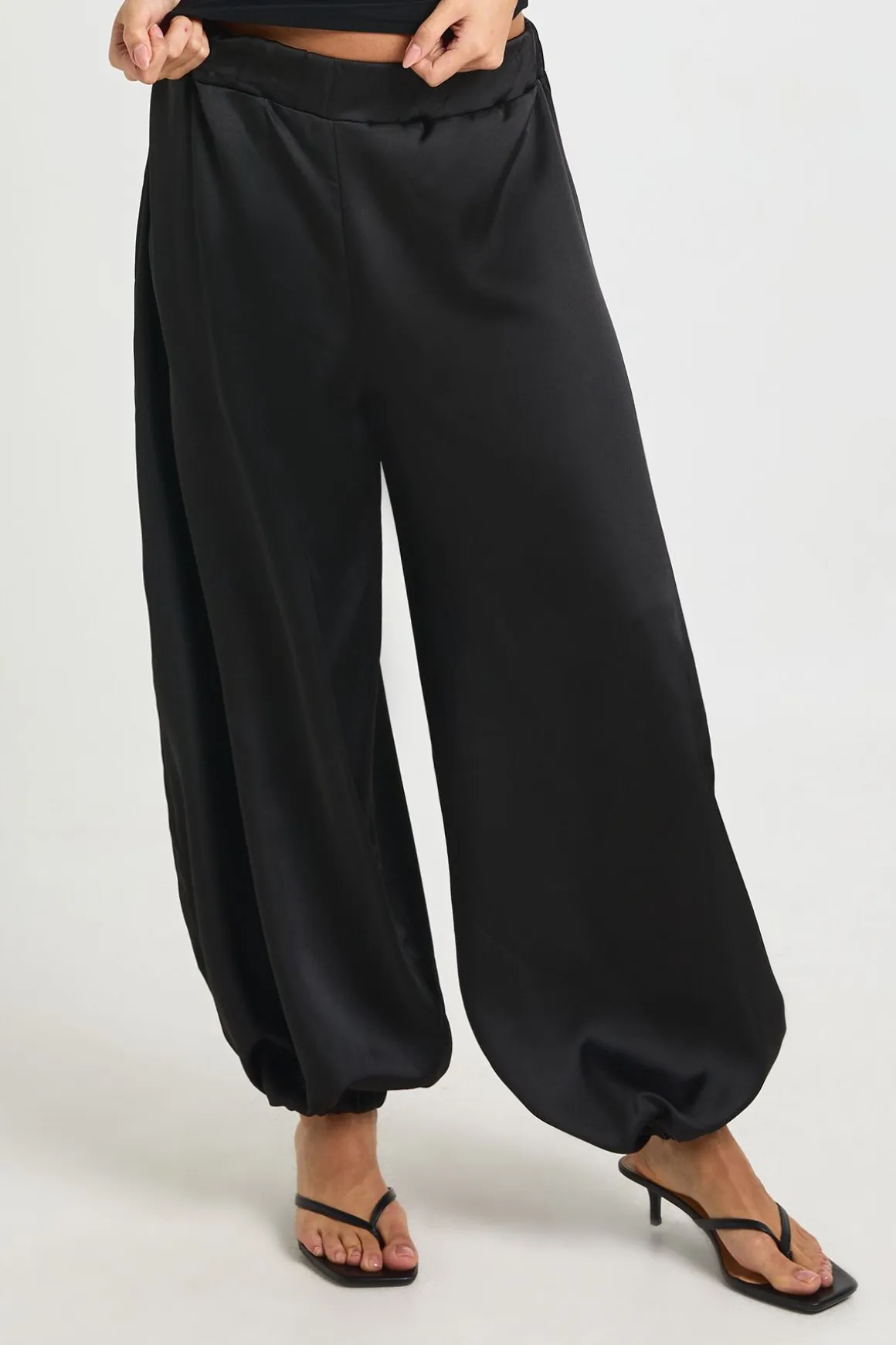 Pantalon Ample En Satin À Taille Élastiquée