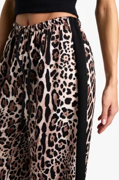 boohoo Pantalon ample à jambes larges, avec cordon de serrage, rayure latérale et imprimé<Femme Pantalons|Imprimé Léopard