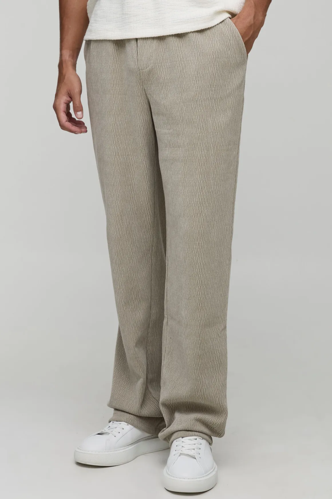 Pantalon ample à la coupe longue en imitation daim texturé