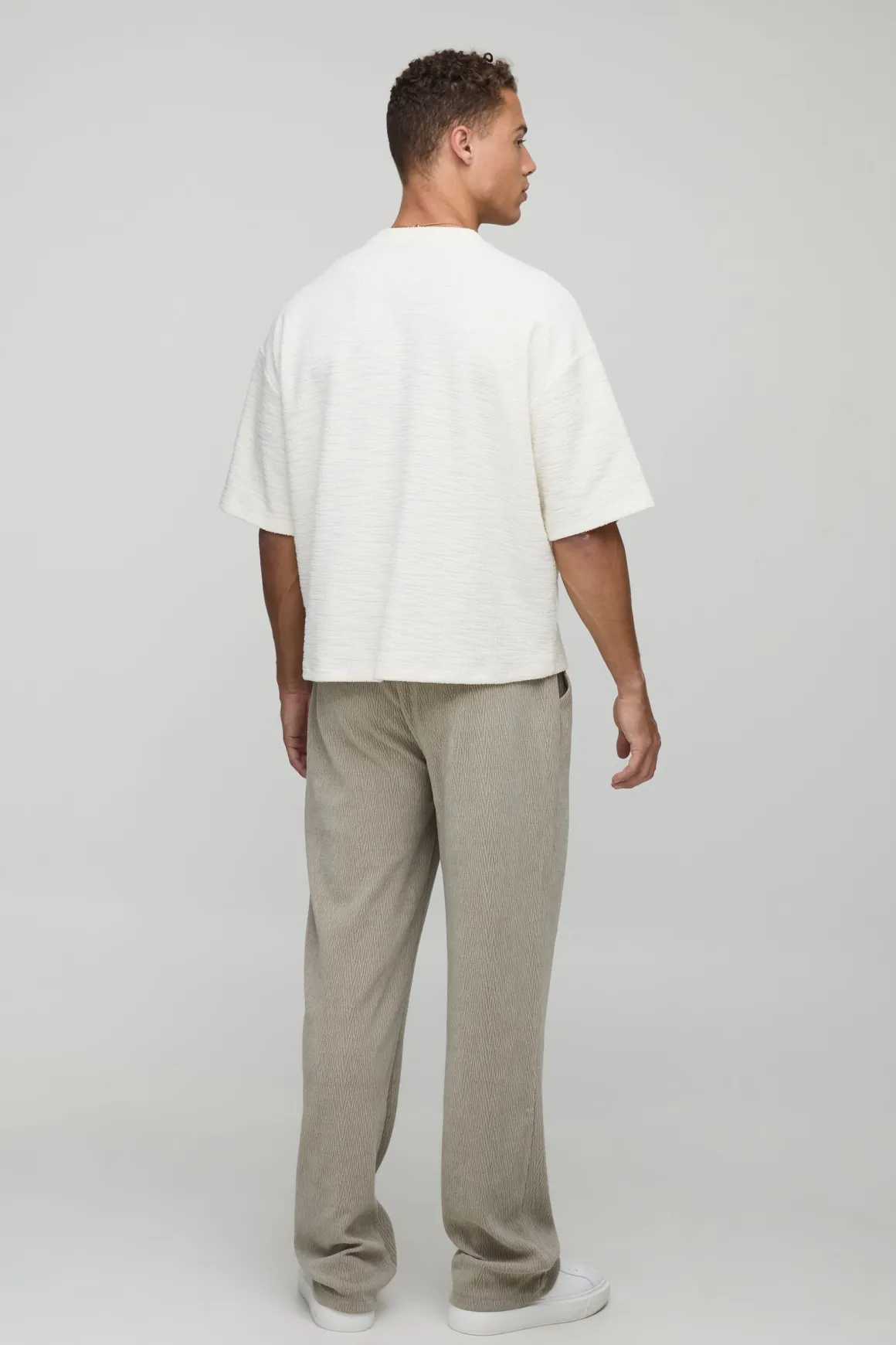 Pantalon ample à la coupe longue en imitation daim texturé