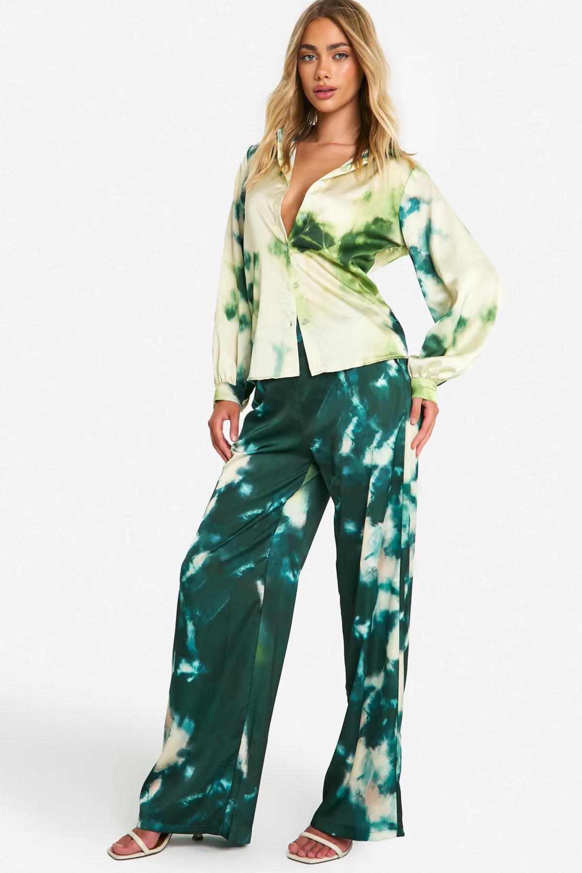 boohoo Pantalon ample tie-dye tonal à grande échelle et jambes larges<Femme Pantalons