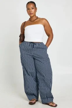 boohoo Pantalon Barrel À Rayure Simple Canal Grande Taille<Femme Pantalons
