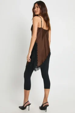 Pantalon Capri Sculptant en Maille Mate Extensible