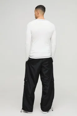 Pantalon cargo Carpenter en nylon parachute