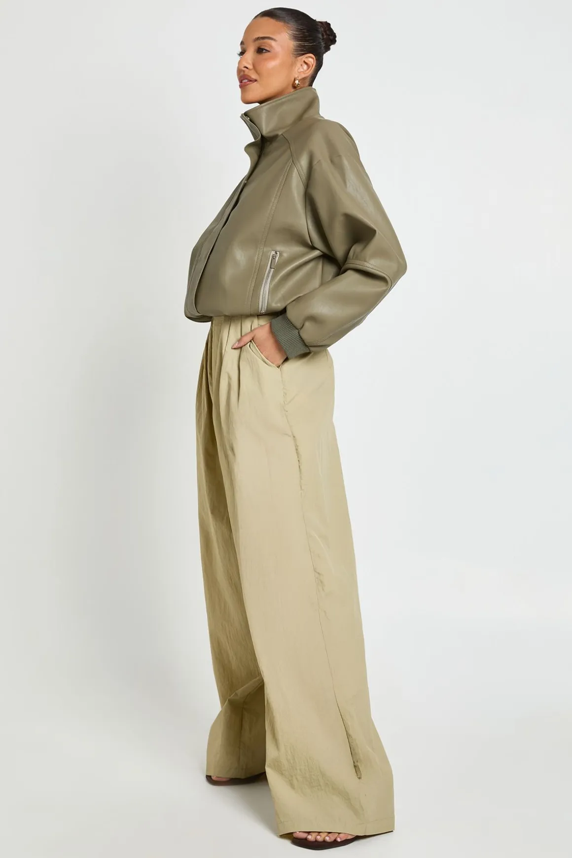 Pantalon Cargo En Nylon Avec Détail Plissé