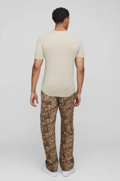 boohooMAN Pantalon Cargo à motif forêt coupe décontractée<Homme Pantalons Cargo