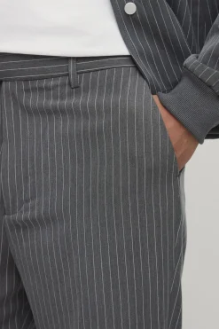 Pantalon Coordonné À Rayures Coupe Droite Ajustée