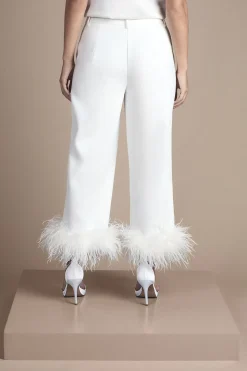 Pantalon Court à Bordure de Plumes