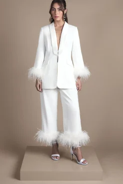 Pantalon Court à Bordure de Plumes