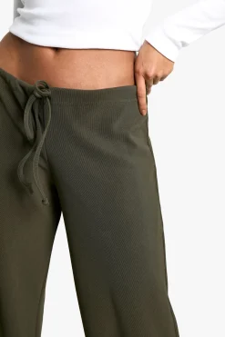 Pantalon côtelé à cordon