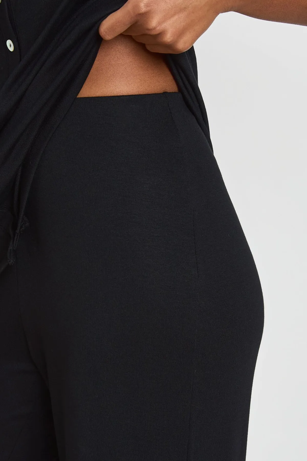 boohoo Pantalon Côtelé À Jambe Droite<Femme Pantalons|Tailleurs
