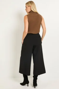 Pantalon Culotte Petite Avec Couture Latérale Apparente