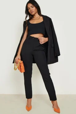 Pantalon de costume ajusté à taille haute et fuselé