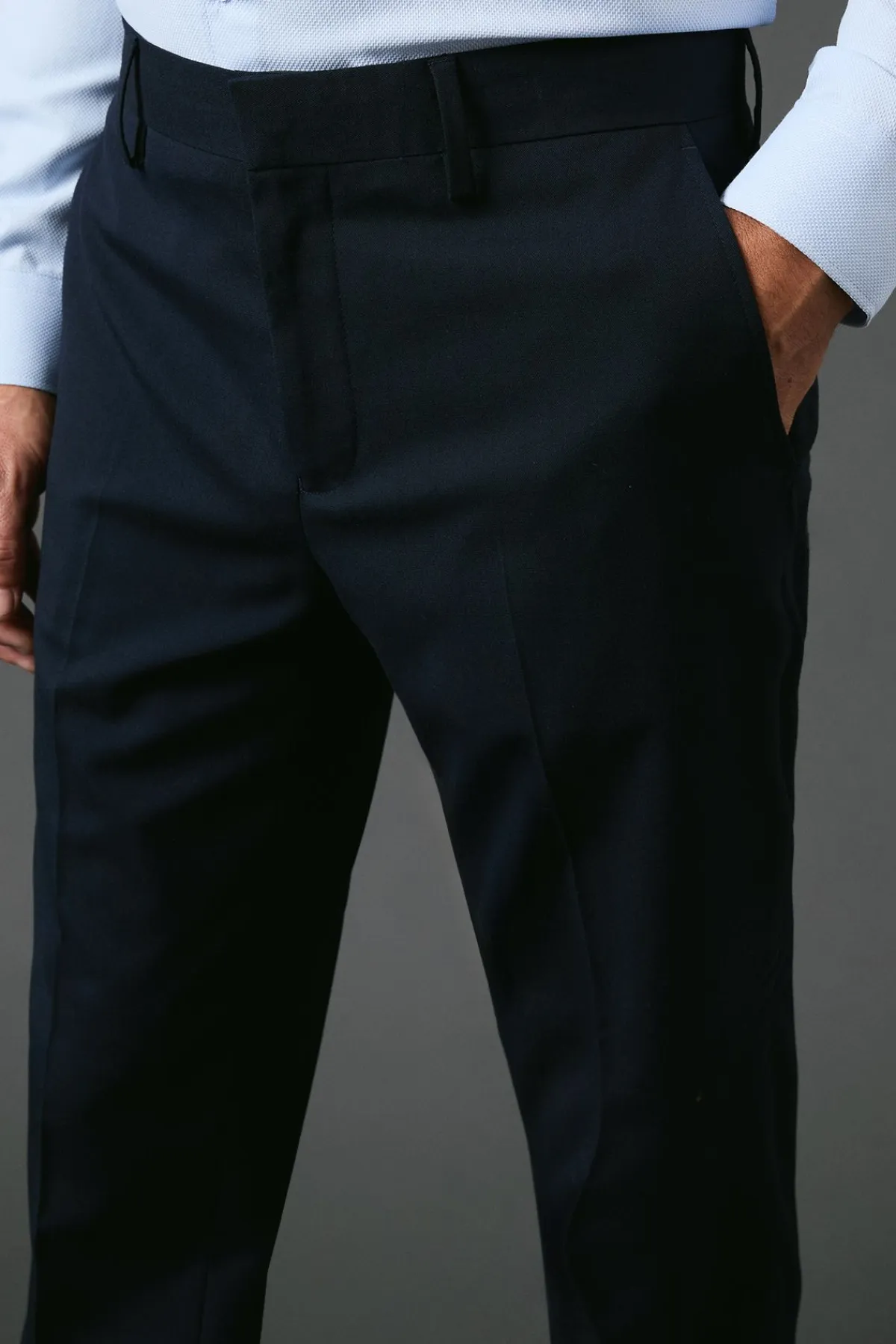 Burton Pantalon de Costume Essentiel Coupe Slim Marine<Homme Essentiels|Costumes Et Tenues Formelles