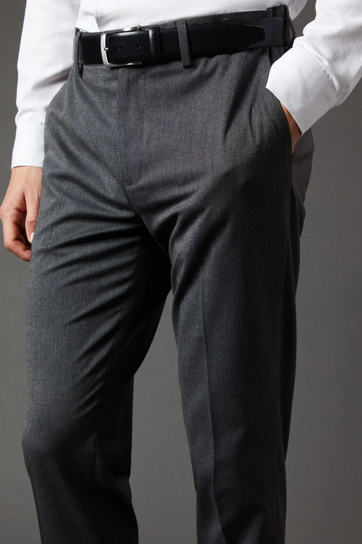 Pantalon de Costume Essentiel Coupe Slim Gris Moyen
