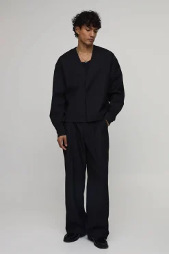 Pantalon De Costume À Jambes Larges Avec Plis Sur Le Devant