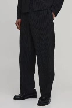 Pantalon De Costume Rayé À Coupe Décontractée Avec Détails De Couture