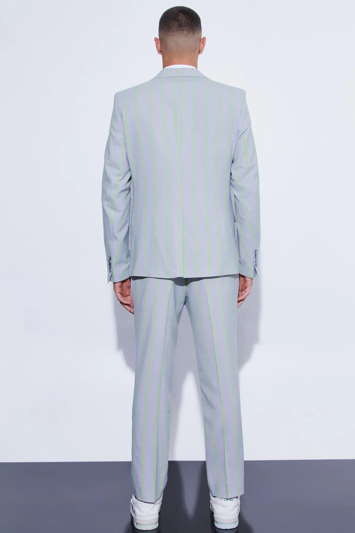 boohooMAN Pantalon de costume slim crop à larges rayures<Homme Costumes Et Tenues Formelles