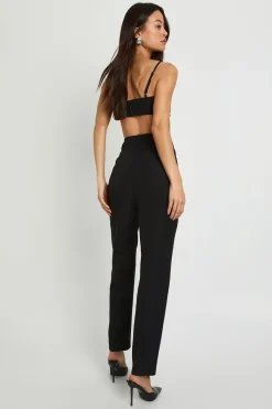 boohoo Pantalon de costume sur mesure, taille haute, coupe fuselée<Femme Pantalons