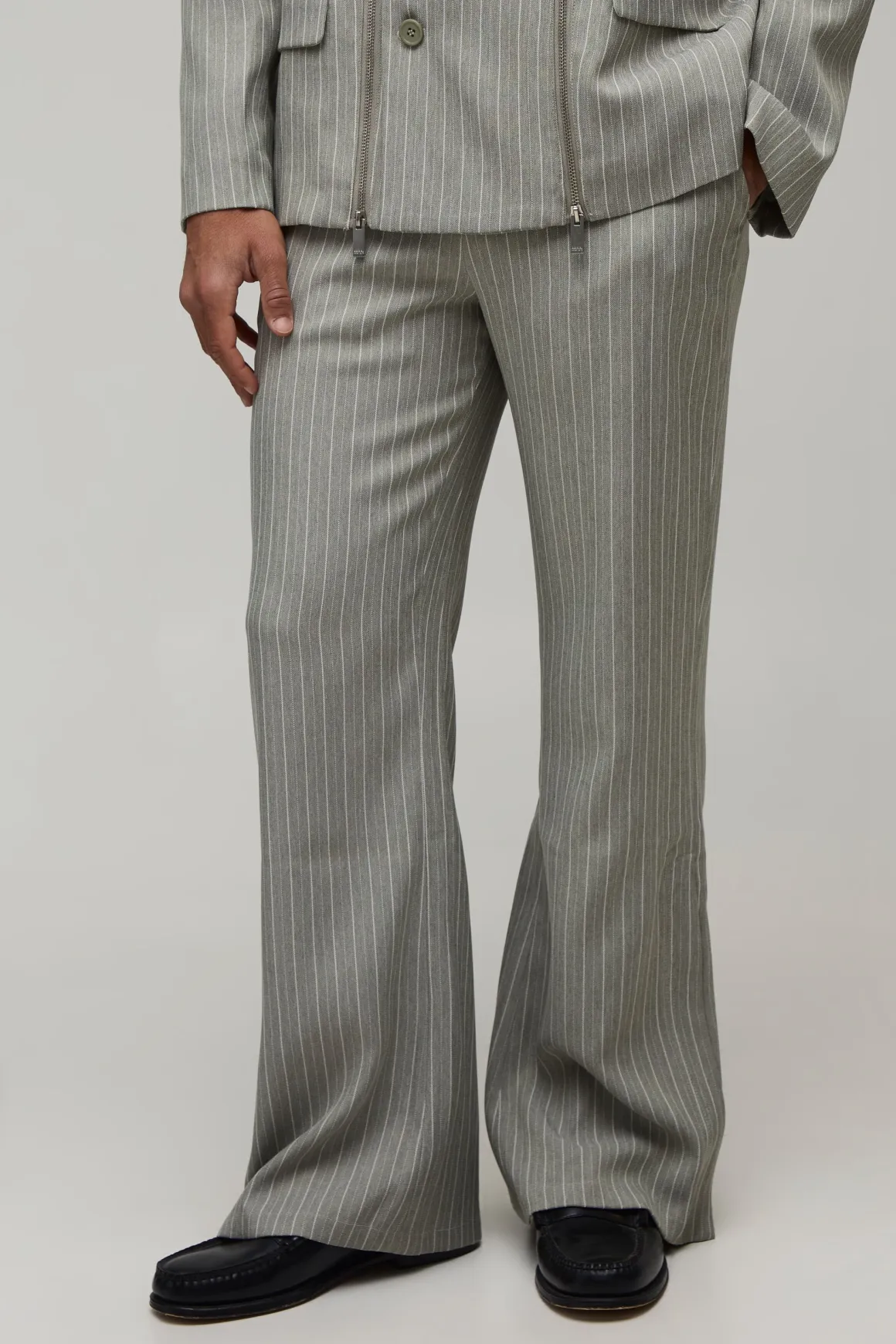 Pantalon De Costume Évasé Ajusté Avec Détail Zippé
